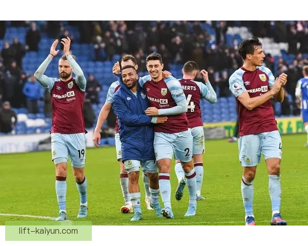 伯恩利在英冠赛季中强势崛起，成功夺冠重返英超状态回暖