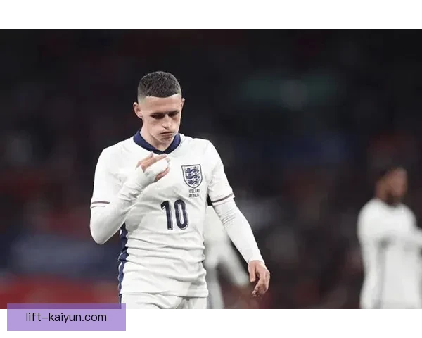 福登谈及偶像与榜样，展现足球职业生涯的追求与影响力响